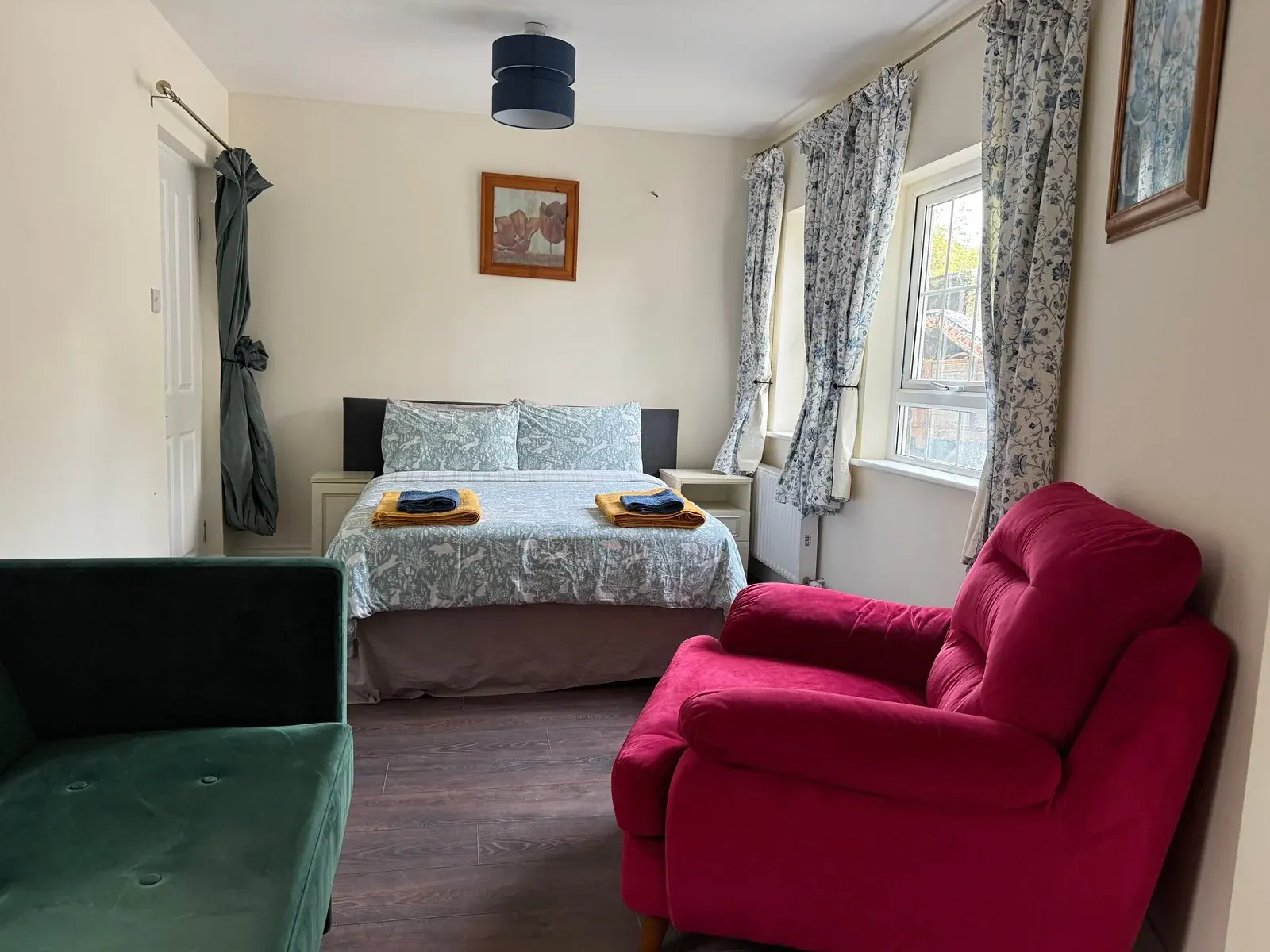 The River Cottage — photograph 10